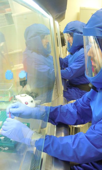 Az ELTE biológus hallgatói is beszálltak a koronavírus elleni küzdelembe